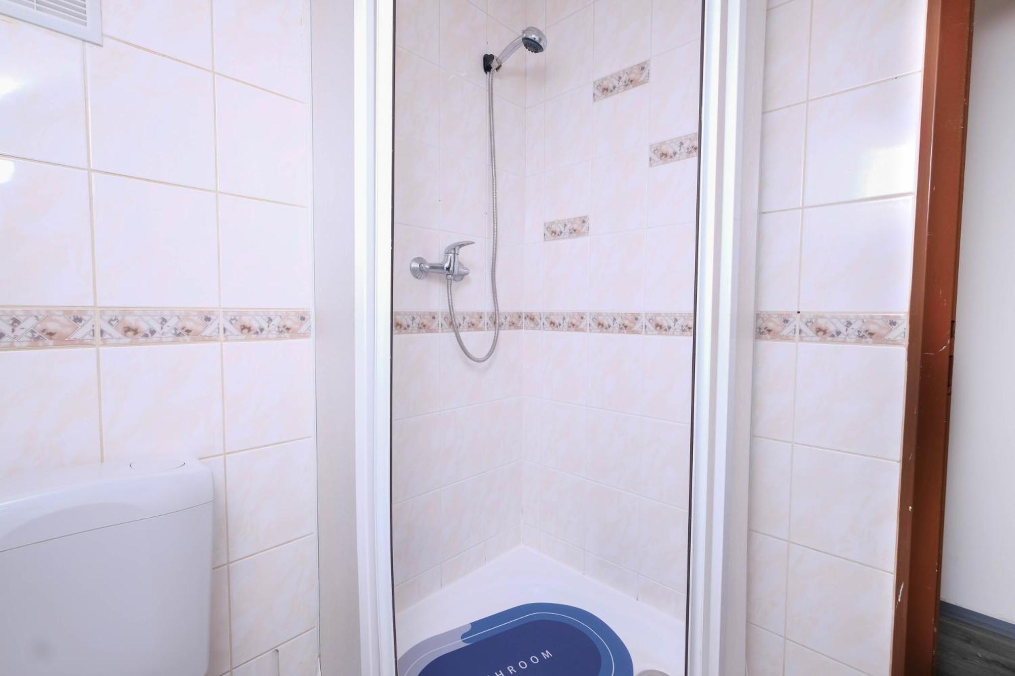 Apartments Alena - كارلوفي فاري المظهر الخارجي الصورة