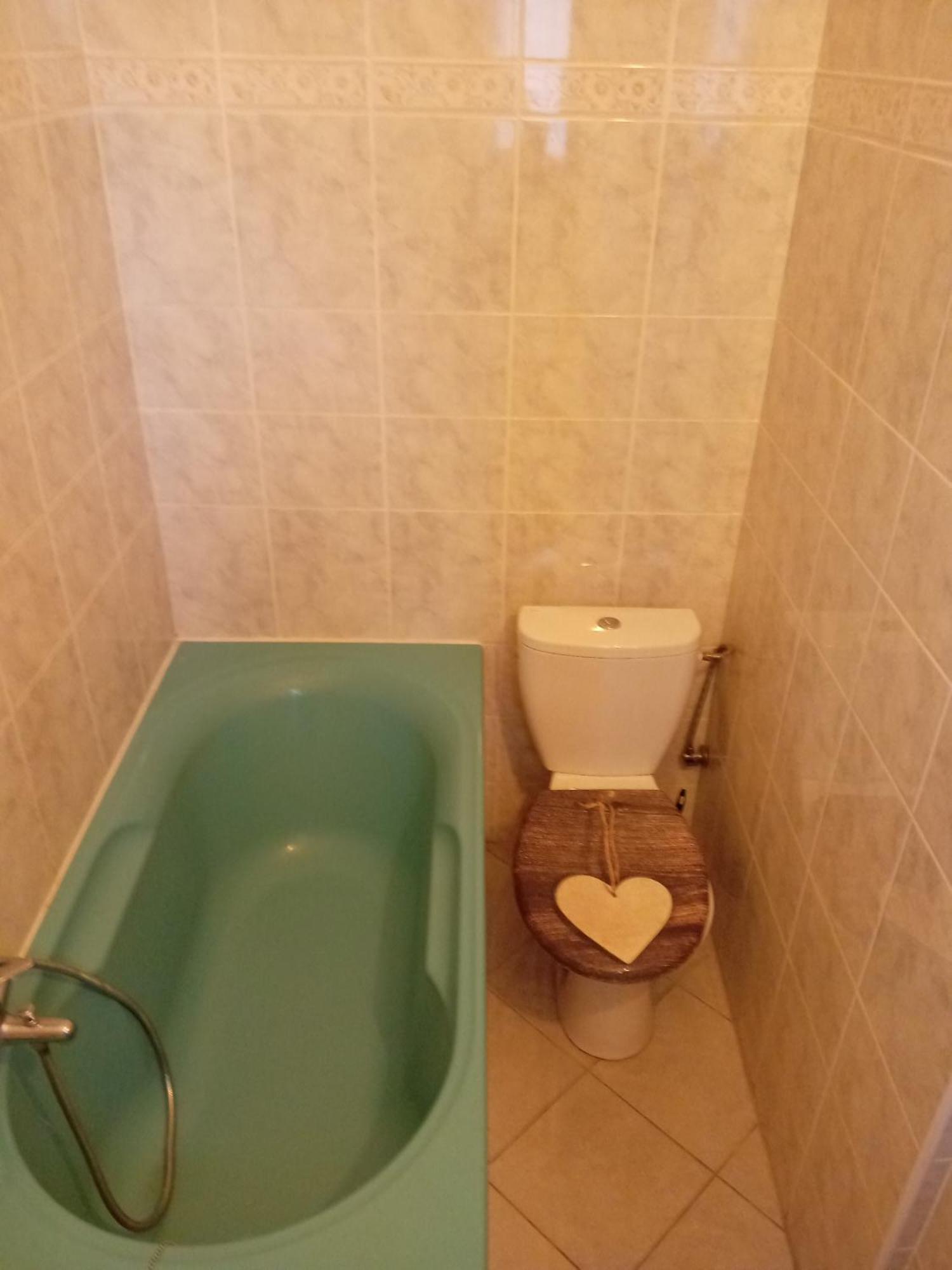 Apartments Alena - كارلوفي فاري الغرفة الصورة